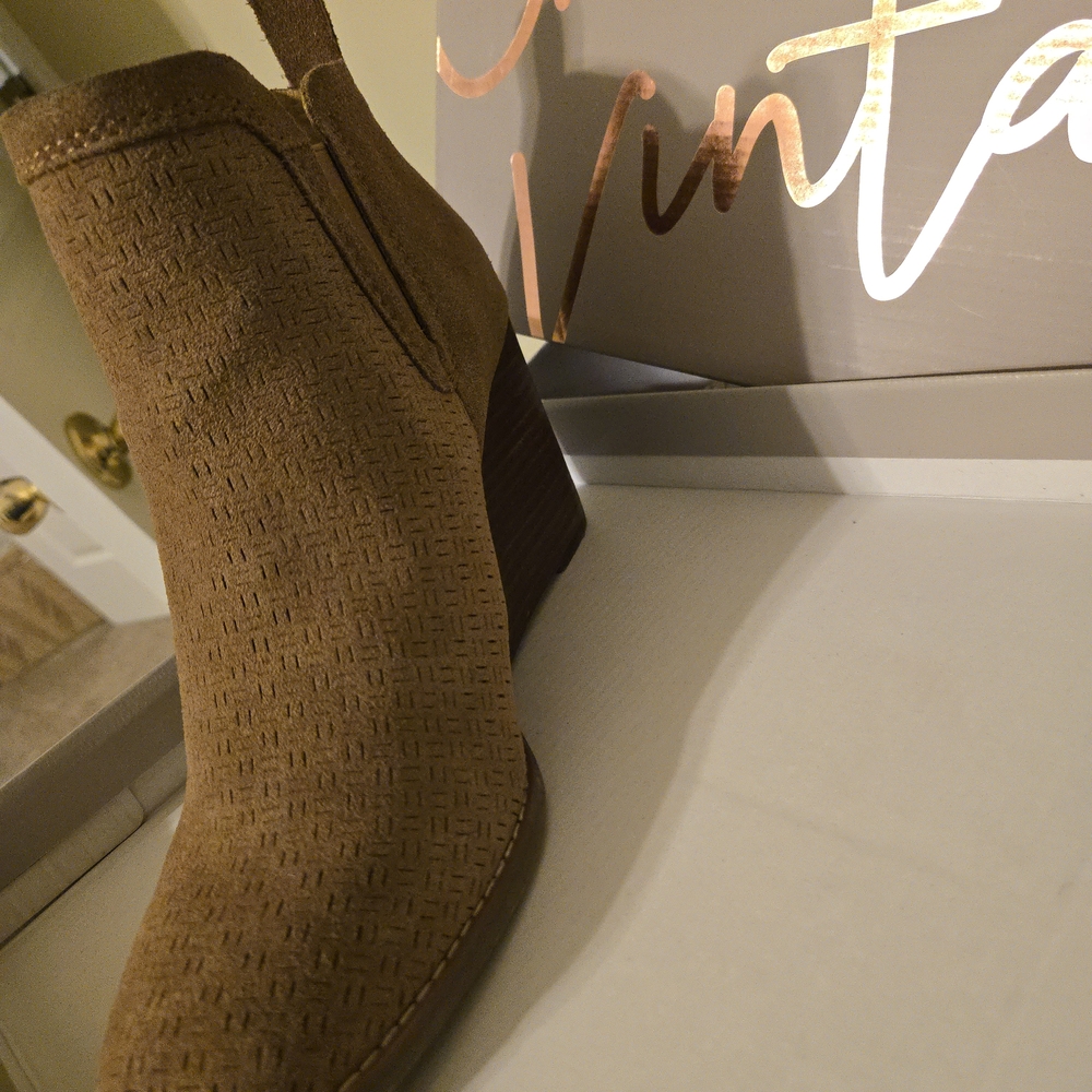 Crown Vintage Woven Brown Ankle Booties
